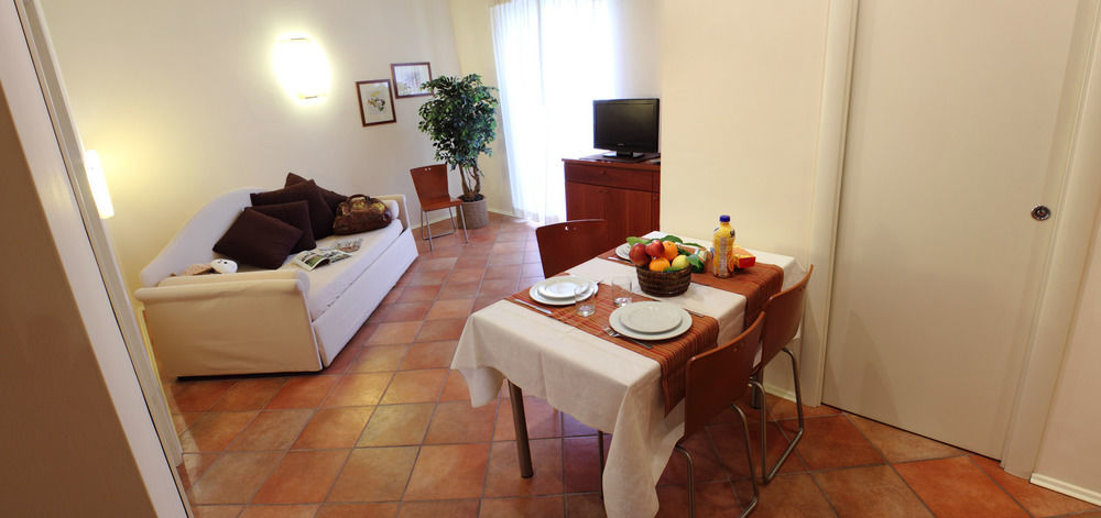 Residence Villa Firenze Alassio Zewnętrze zdjęcie